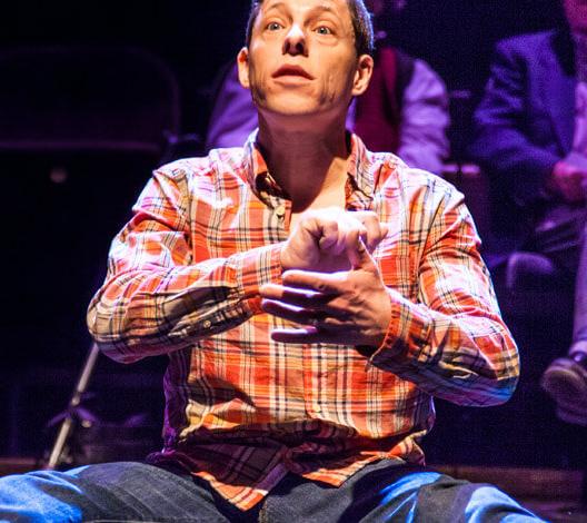 Teater och middag för två – en kulturell upplevelse i presentformat